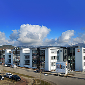Das Hauptgebäude von Testo Industrial Services in Kirchzarten.