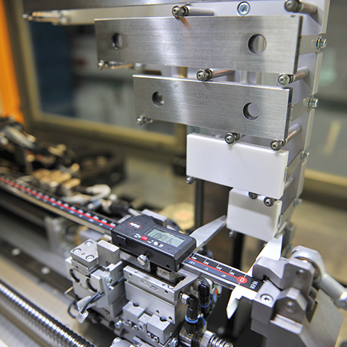 fully automated measuring robot