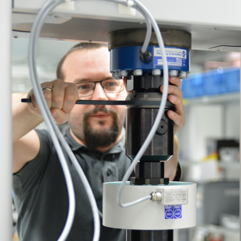 Calibration of force sensors