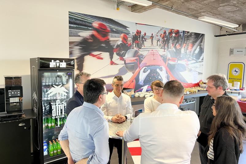 Kunden im Austausch bei den Round Tables