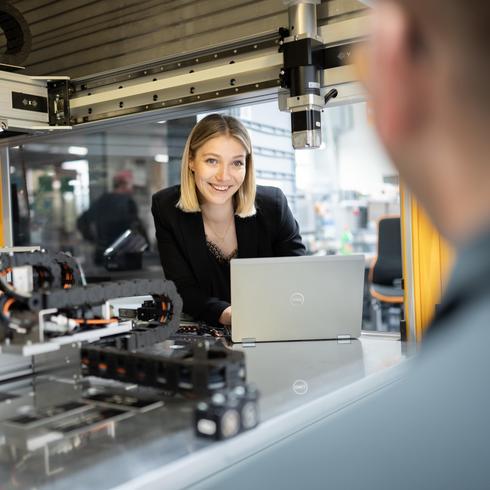 Automotive Core Tools Consultation situation before an automotive core tools facility